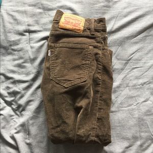 Levi Corduroy Pants